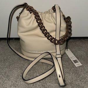 Marc Jacobs Marshmallow Bucket Bag!